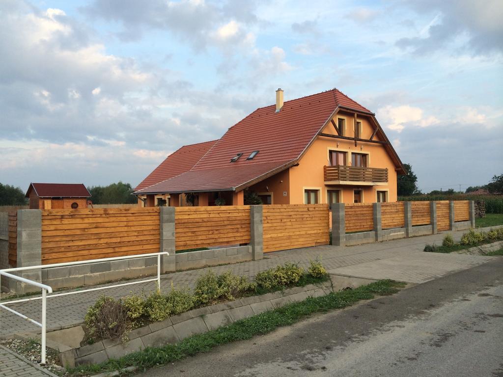 Bíbic Vendégházak Nagybajom Exterior foto